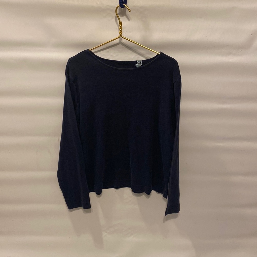 Long sleeve navy shirt